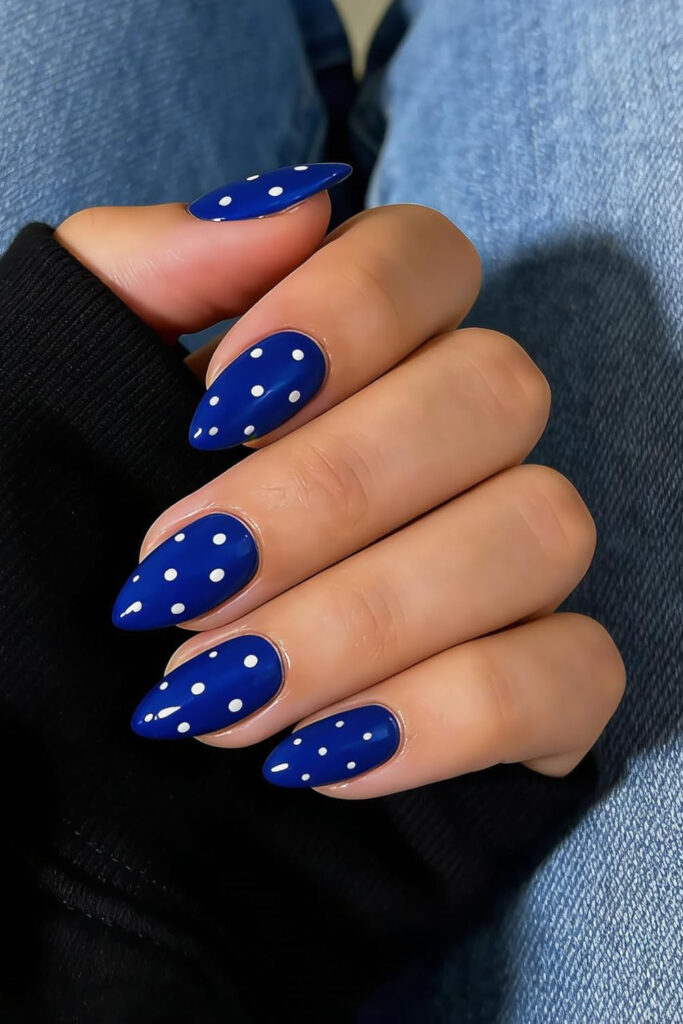 15+ Trending Polka Dot Nails for 2026