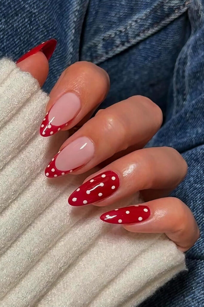 15+ Trending Polka Dot Nails for 2026
