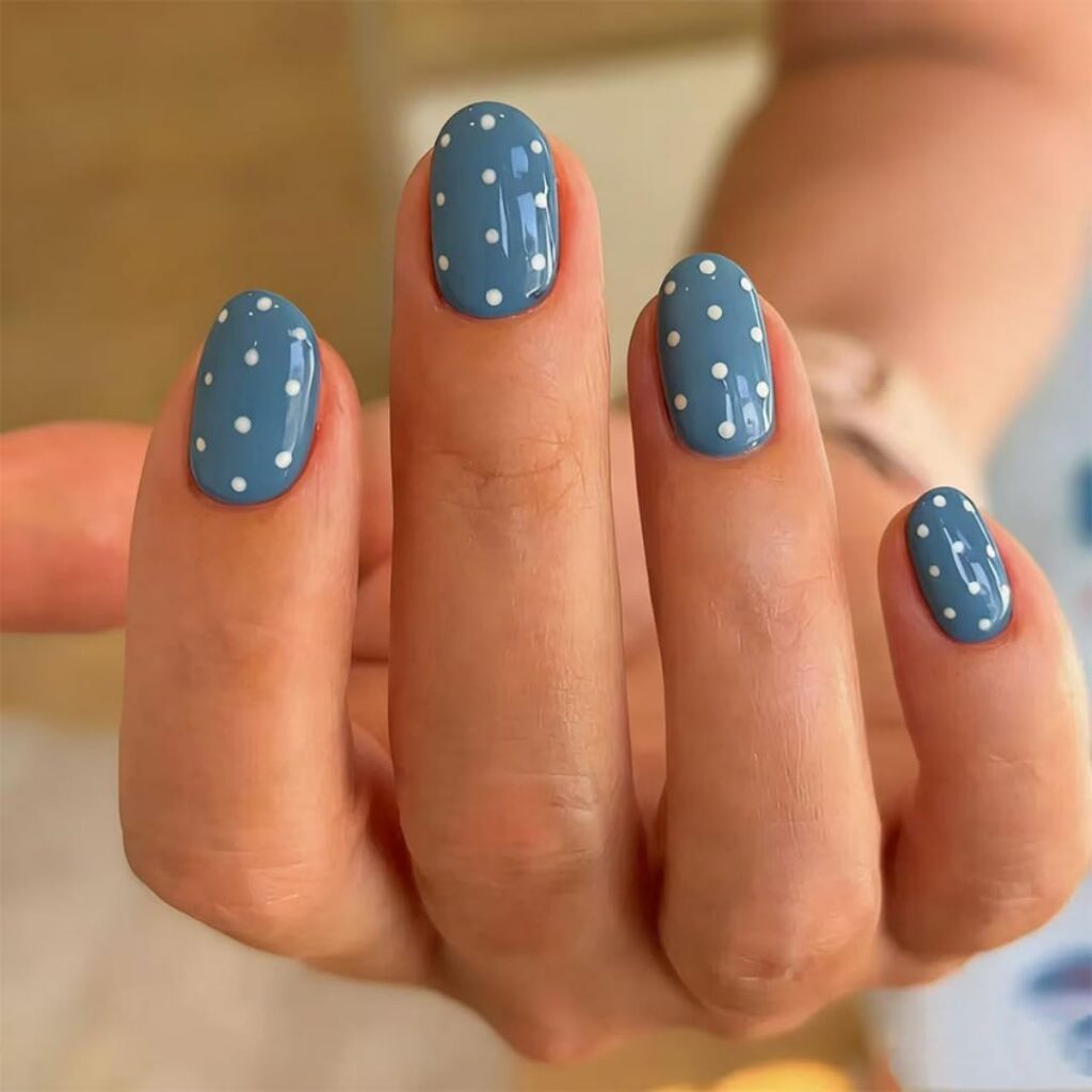 15+ Trending Polka Dot Nails for 2026
