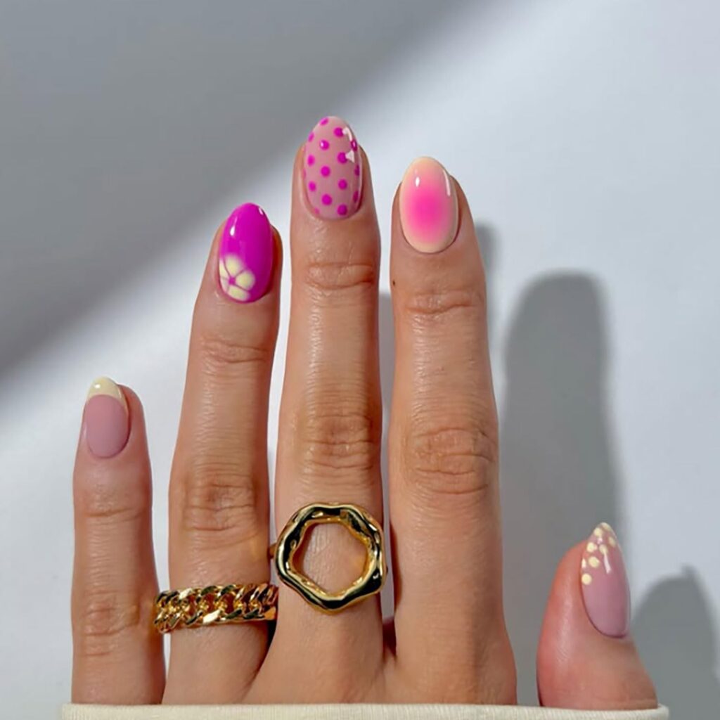 15+ Cutest Short Almond Nail Designs 2026