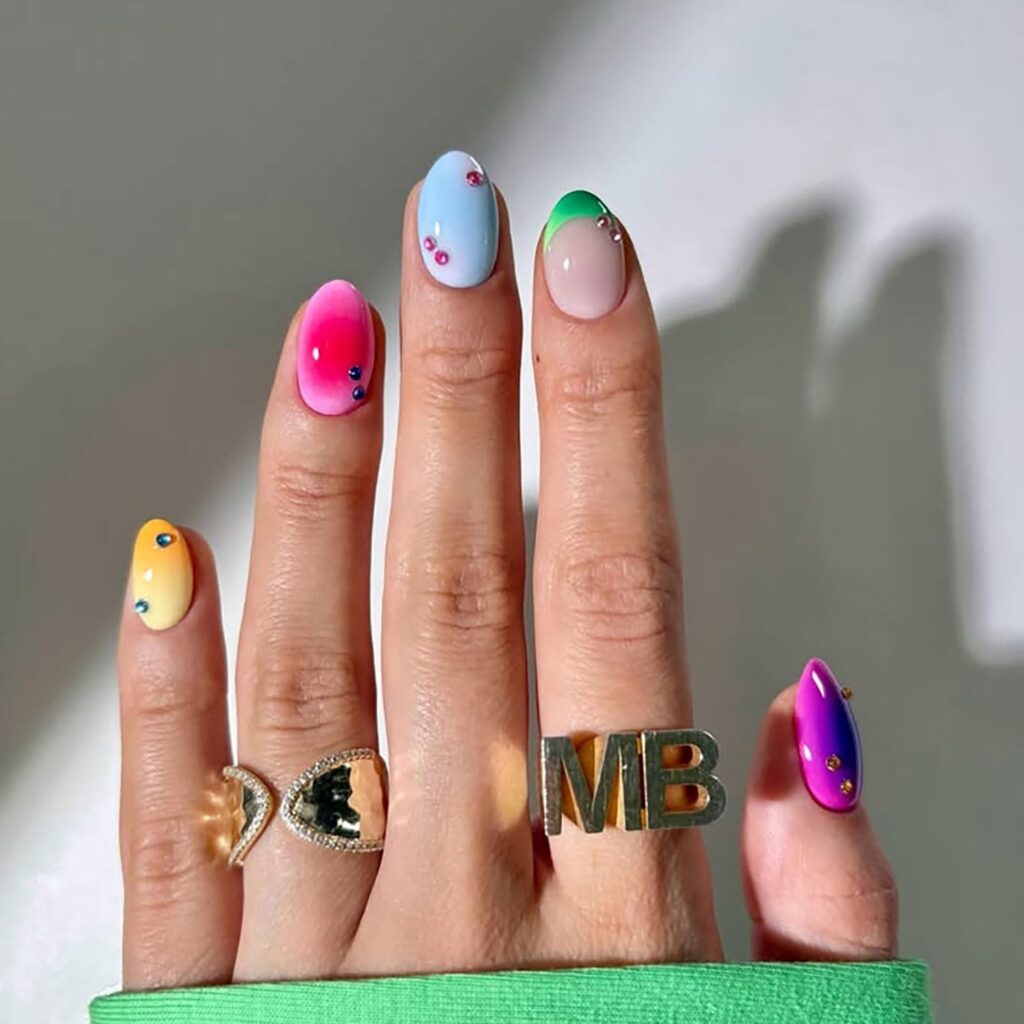 15+ Cutest Short Almond Nail Designs 2026