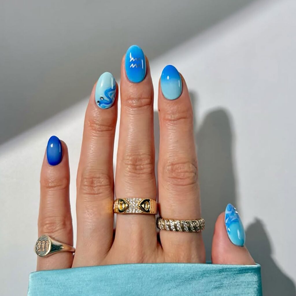 15+ Cutest Short Almond Nail Designs 2026