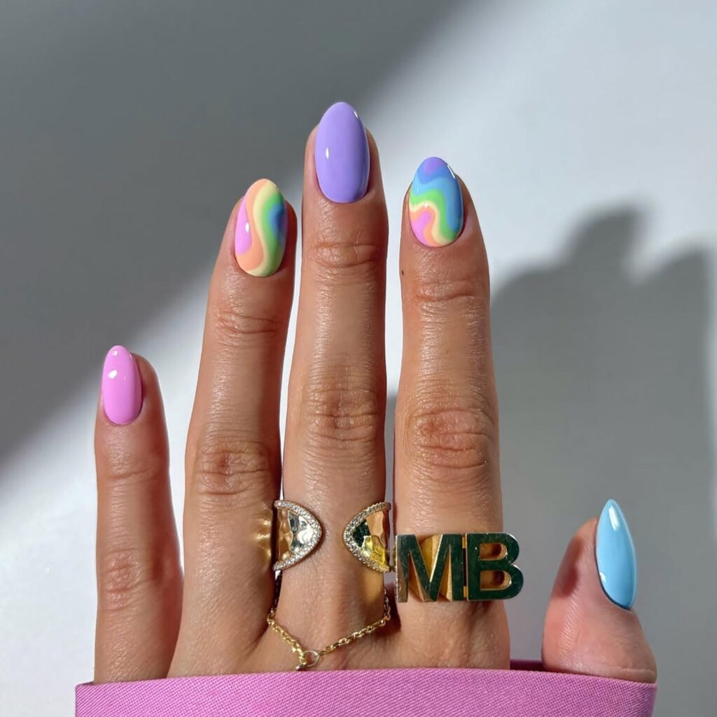 15+ Cutest Short Almond Nail Designs 2026